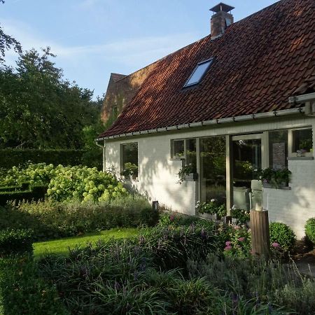 The Two Oaks - Private Garden For Guests Villa Hertsberge Exterior foto