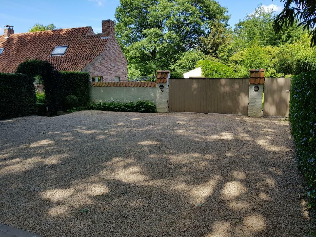 The Two Oaks - Private Garden For Guests Villa Hertsberge Exterior foto